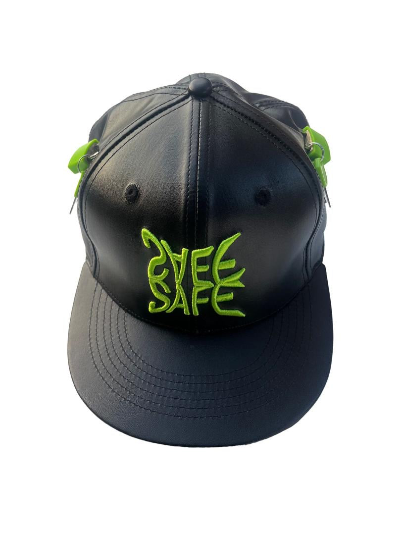 “SAEF LOCK SNAPBACK”